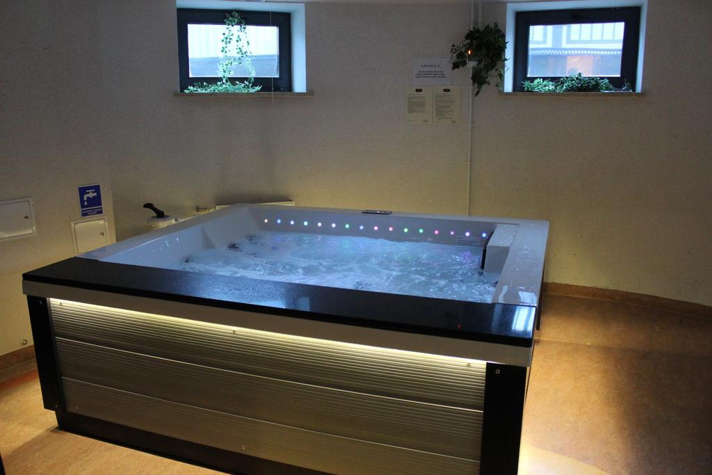 Rezort Farys - Swietna Lokalizacja, Sauna, Jacuzzi, Piekne Widoki Z Okien 2*